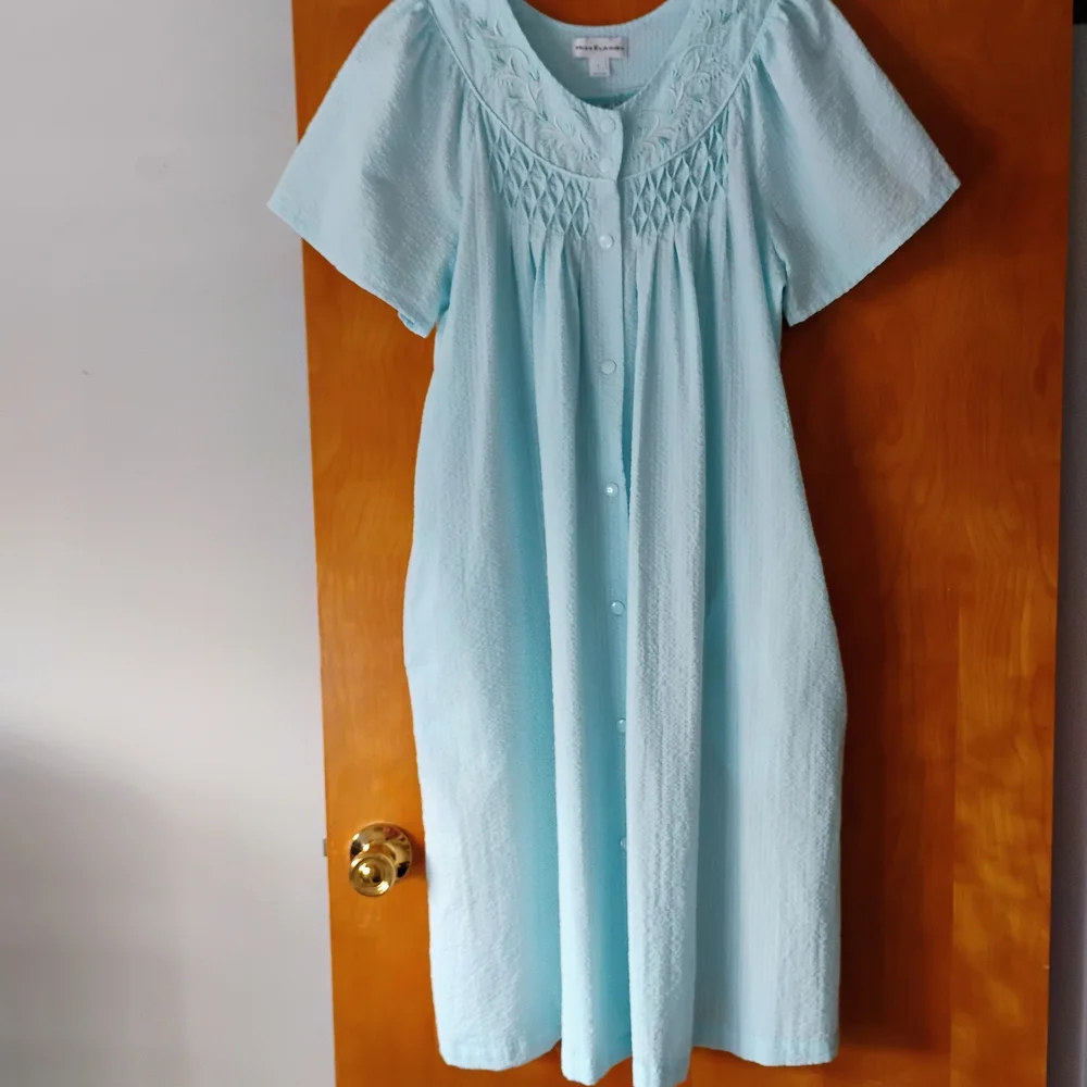 Miss Elaine Aqua Paisley Nightgown Set - Picture 15 of 16